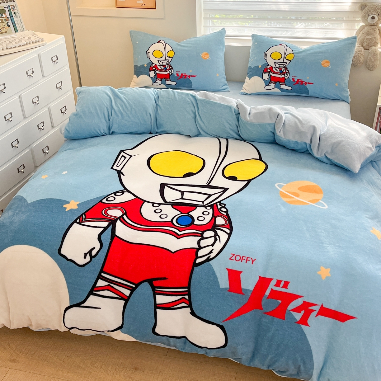 91家纺网 家纺一手货源 找家纺 蘭菲家纺 2025新款奥特曼牛奶绒四件套 奥特曼-发呆