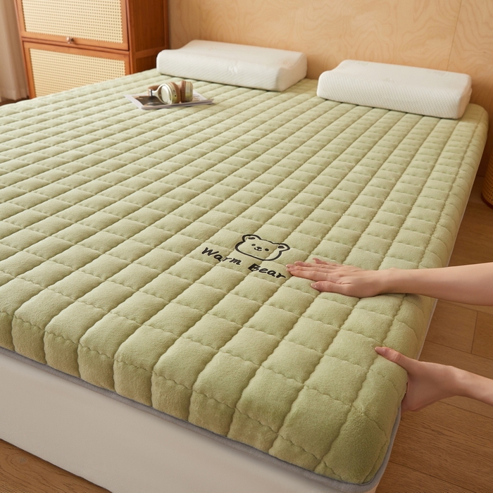 91家纺网 家纺一手货源 找家纺 喜她床垫 2025新款保暖牛奶绒抗压棉床垫（专版烫画） 牛奶绒绿（5cm）