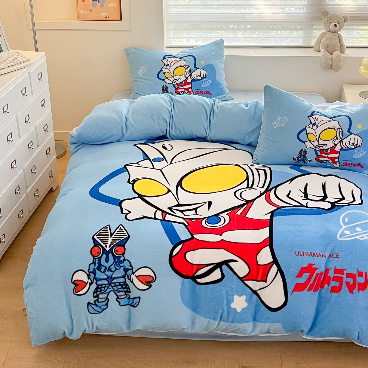 91家纺网 家纺一手货源 找家纺 蘭菲家纺 2025新款奥特曼牛奶绒四件套 奥特曼-飞天