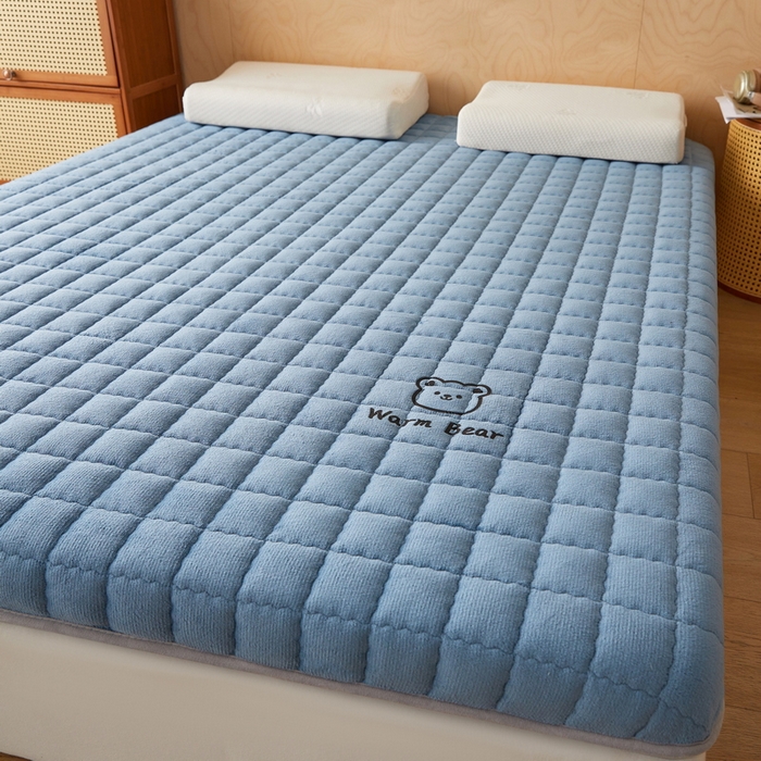 喜她床垫 2025新款保暖牛奶绒抗压棉床垫（专版烫画） 牛奶绒蓝（5cm）