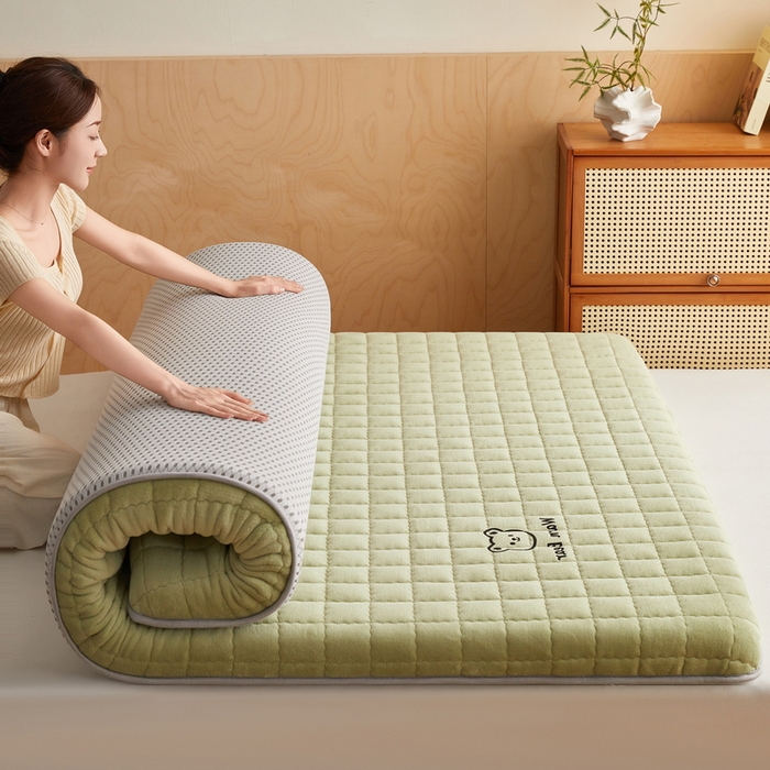91家纺网 家纺一手货源 找家纺 喜她床垫 2025新款保暖牛奶绒抗压棉床垫（专版烫画） 牛奶绒绿（8cm）
