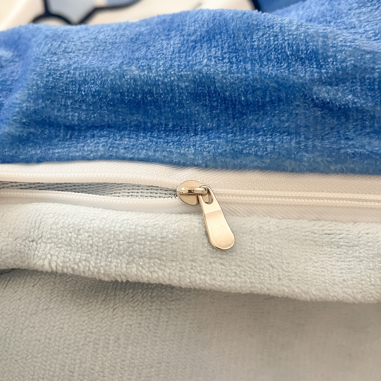 91家纺网 家纺一手货源 找家纺 蘭菲家纺 2025新款奥特曼牛奶绒四件套 奥特曼-冠军