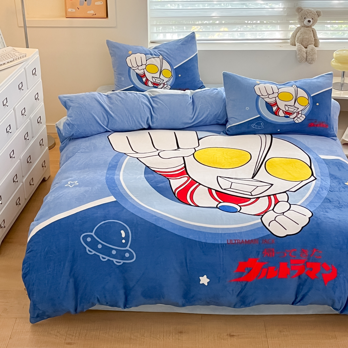 91家纺网 家纺一手货源 找家纺 蘭菲家纺 2025新款奥特曼牛奶绒四件套 奥特曼-冠军