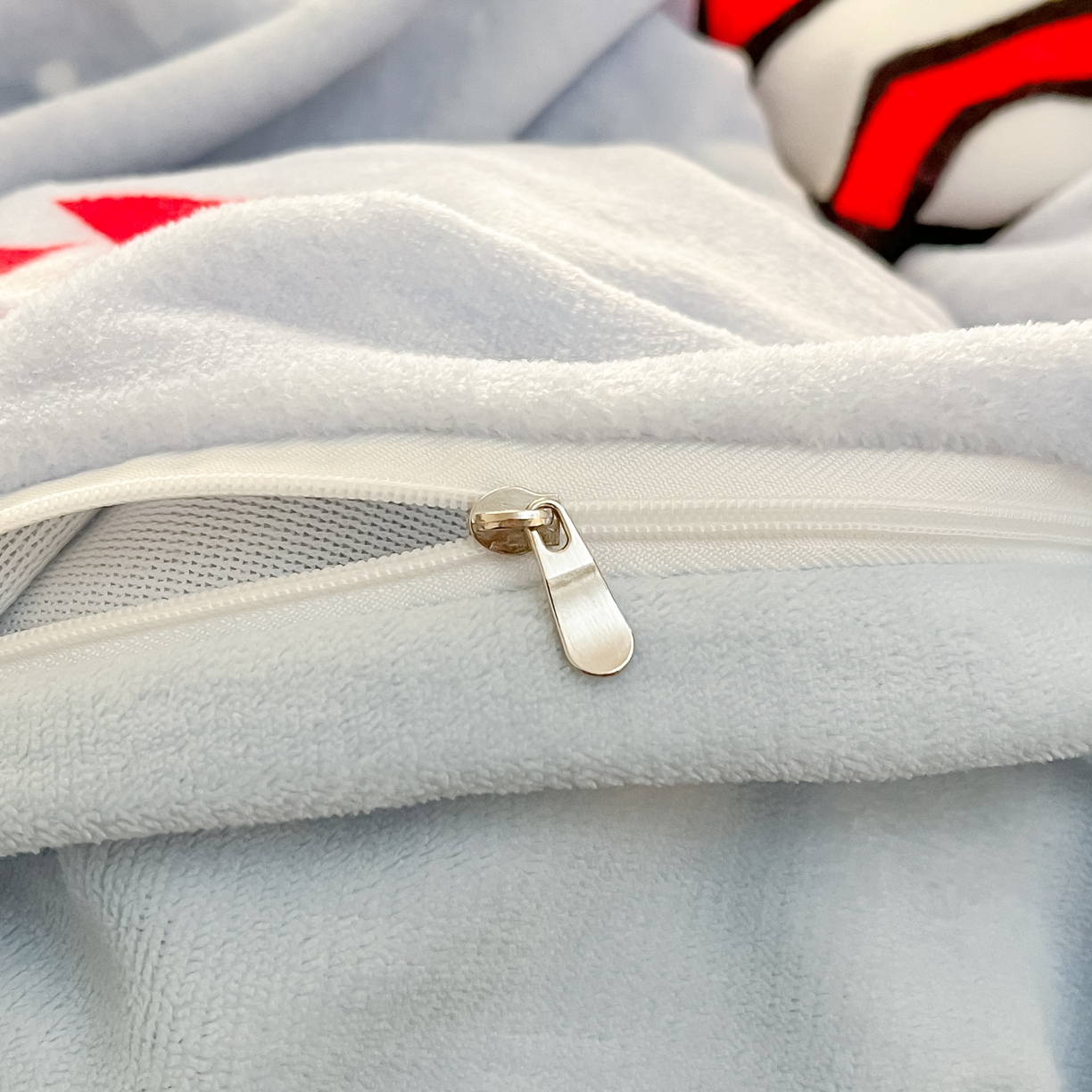 91家纺网 家纺一手货源 找家纺 蘭菲家纺 2025新款奥特曼牛奶绒四件套 奥特曼-荣耀