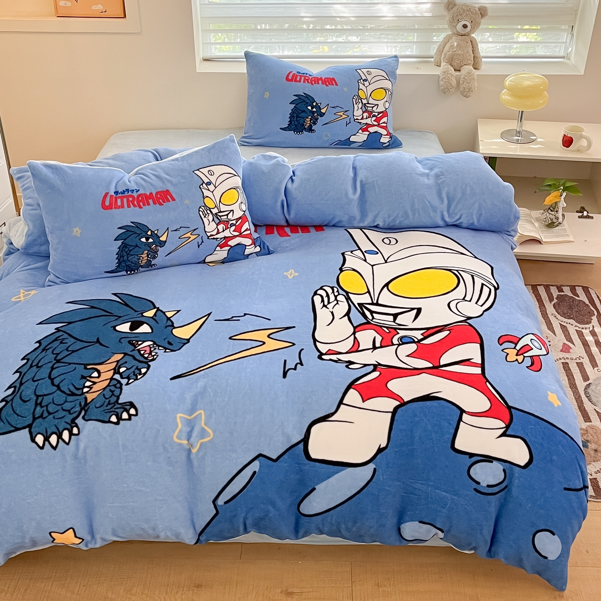 91家纺网 家纺一手货源 找家纺 蘭菲家纺 2025新款奥特曼牛奶绒四件套 奥特曼-闪电