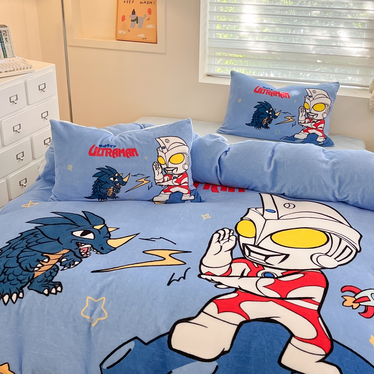 91家纺网 家纺一手货源 找家纺 蘭菲家纺 2025新款奥特曼牛奶绒四件套 奥特曼-闪电