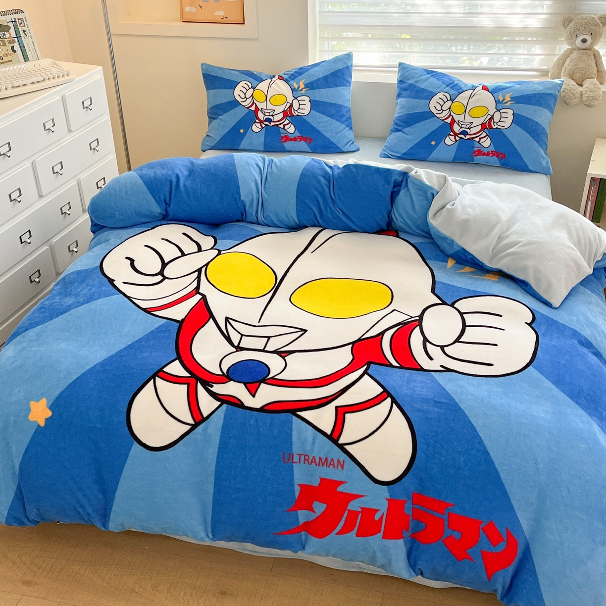 91家纺网 家纺一手货源 找家纺 蘭菲家纺 2025新款奥特曼牛奶绒四件套 奥特曼.正义之侠