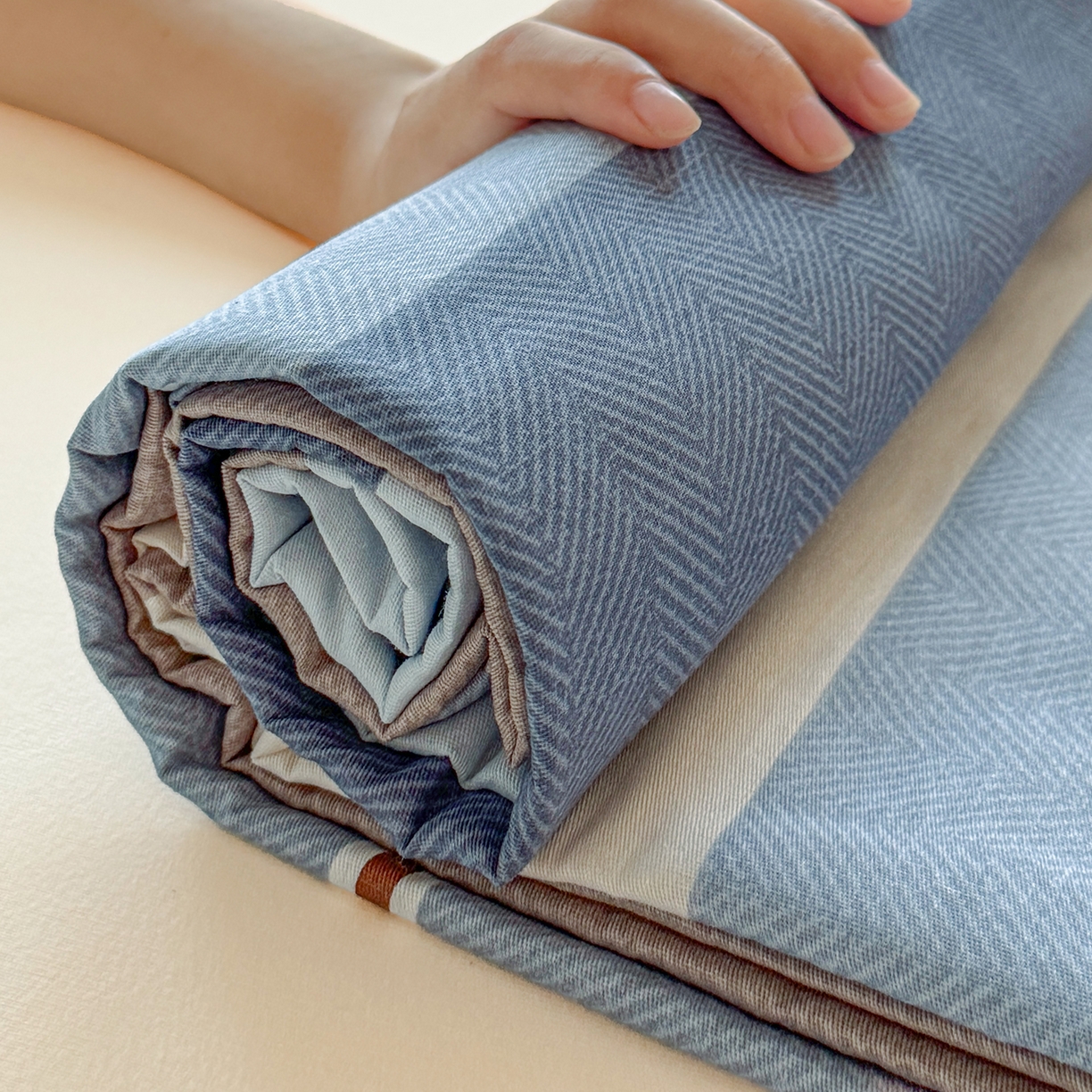 91家纺网 家纺一手货源 找家纺 尚帛 2026新款全棉品质喷气印花爆款四件套 多规格套件 单品系列-单床单 时尚慕斯