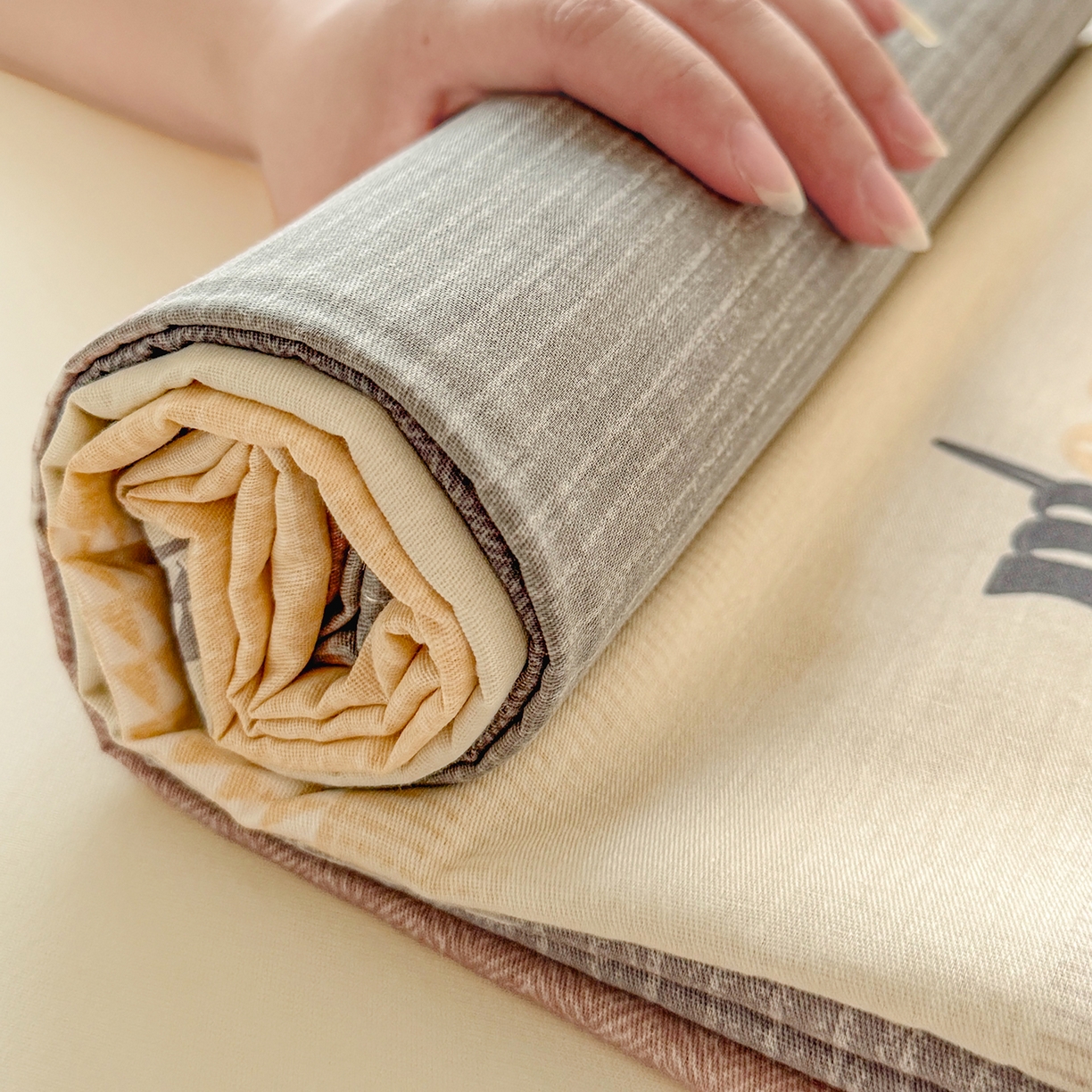 91家纺网 家纺一手货源 找家纺 尚帛 2026新款全棉品质喷气印花爆款四件套 多规格套件 单品系列-单床单 协奏曲-红