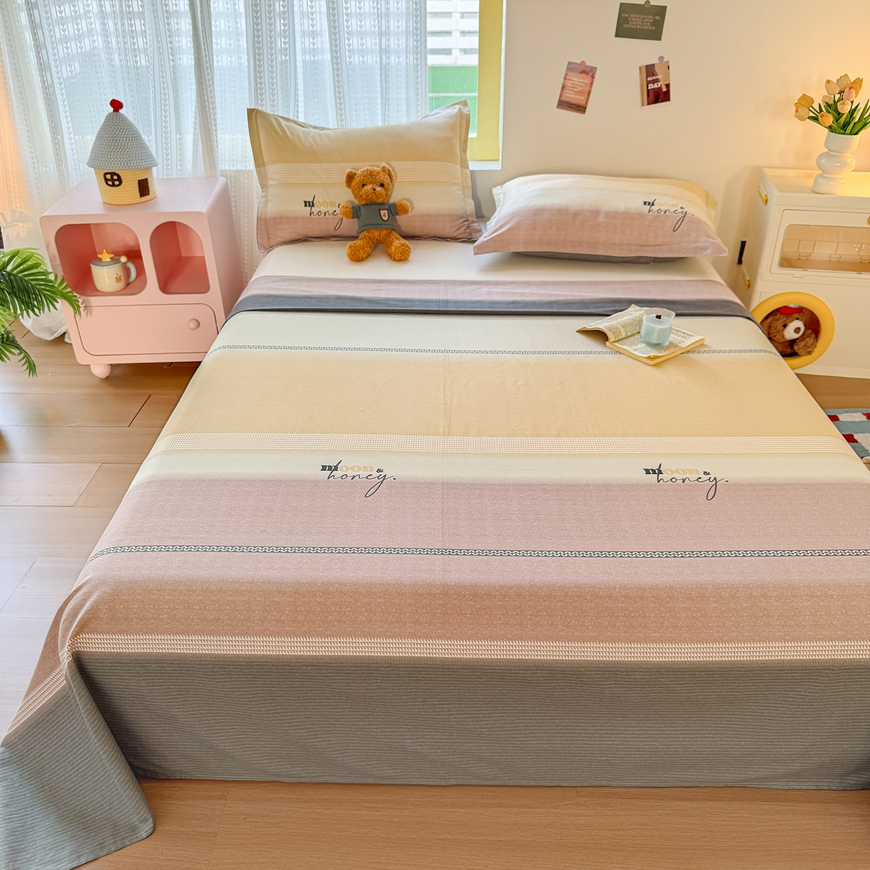 91家纺网 家纺一手货源 找家纺 尚帛 2026新款全棉品质喷气印花爆款四件套 多规格套件 单品系列-单床单 协奏曲-红