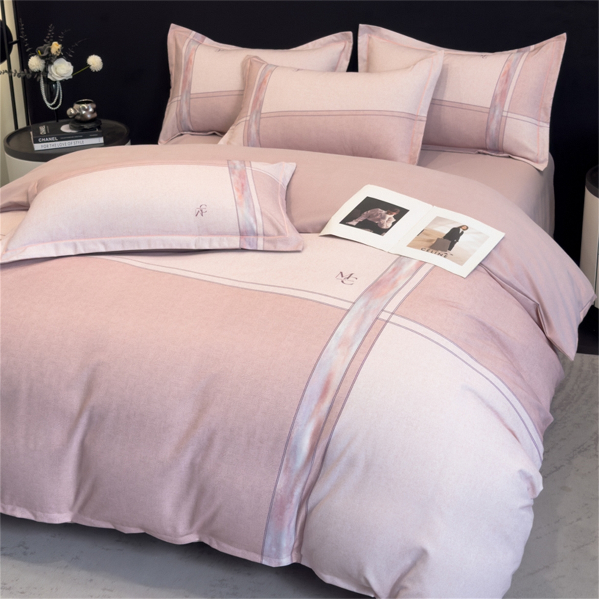 91家纺网 家纺一手货源 找家纺 喜四方 2025新款加厚全棉大版印花四件套 周末限定 粉