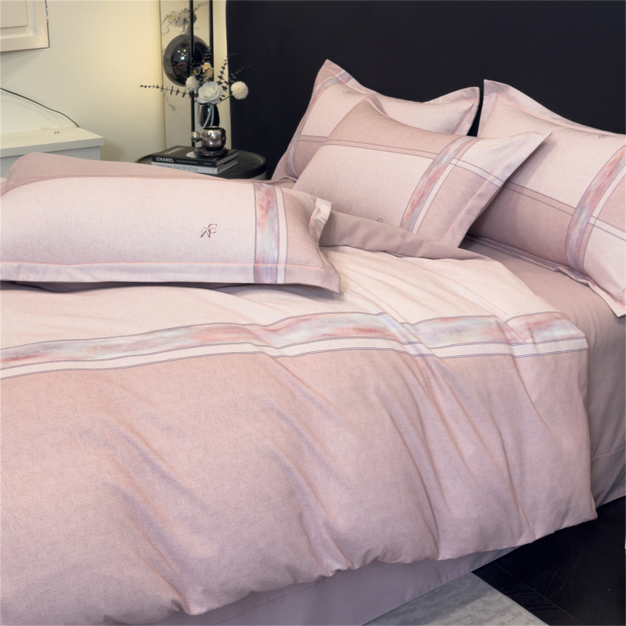 91家纺网 家纺一手货源 找家纺 喜四方 2025新款加厚全棉大版印花四件套 周末限定 粉