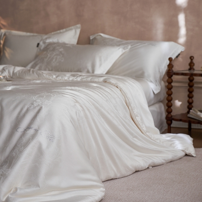 91家纺网 家纺一手货源 找家纺 （总）丽笙被芯 2025新款亲肤舒适野蚕丝被夏被四季被冬被被子被芯-曼秋