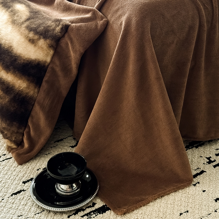 91家纺网 家纺一手货源 找家纺 九花鹿 2025新款宽边水貂绒皮草绒四件套 水貂绒-玛丽娜(拿铁棕)