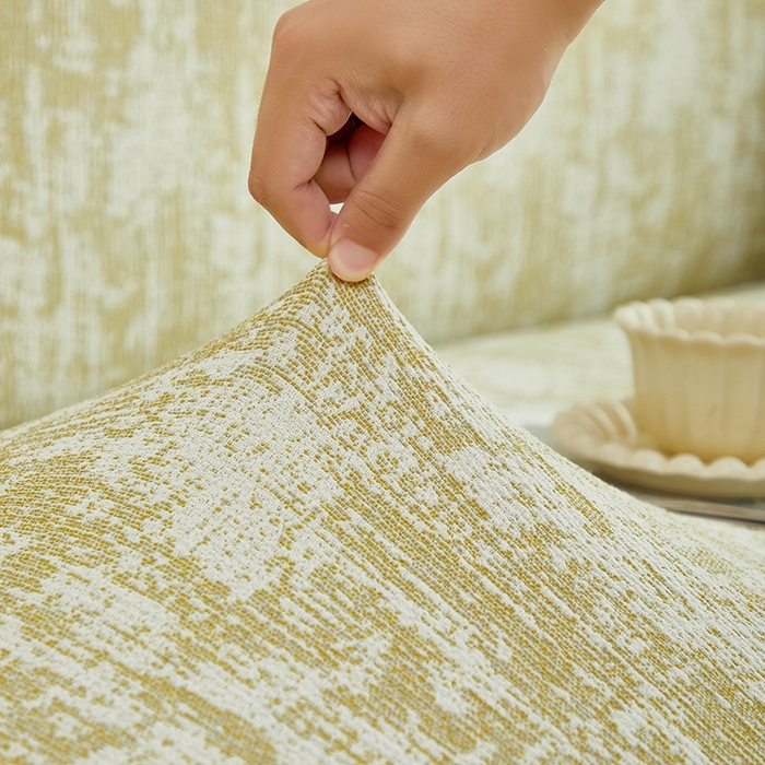 91家纺网 家纺一手货源 找家纺 丝绮鹿 2025新款仿麻雪尼尔沙发套松紧款-流景系列（三人图） 流景-薄雾黄