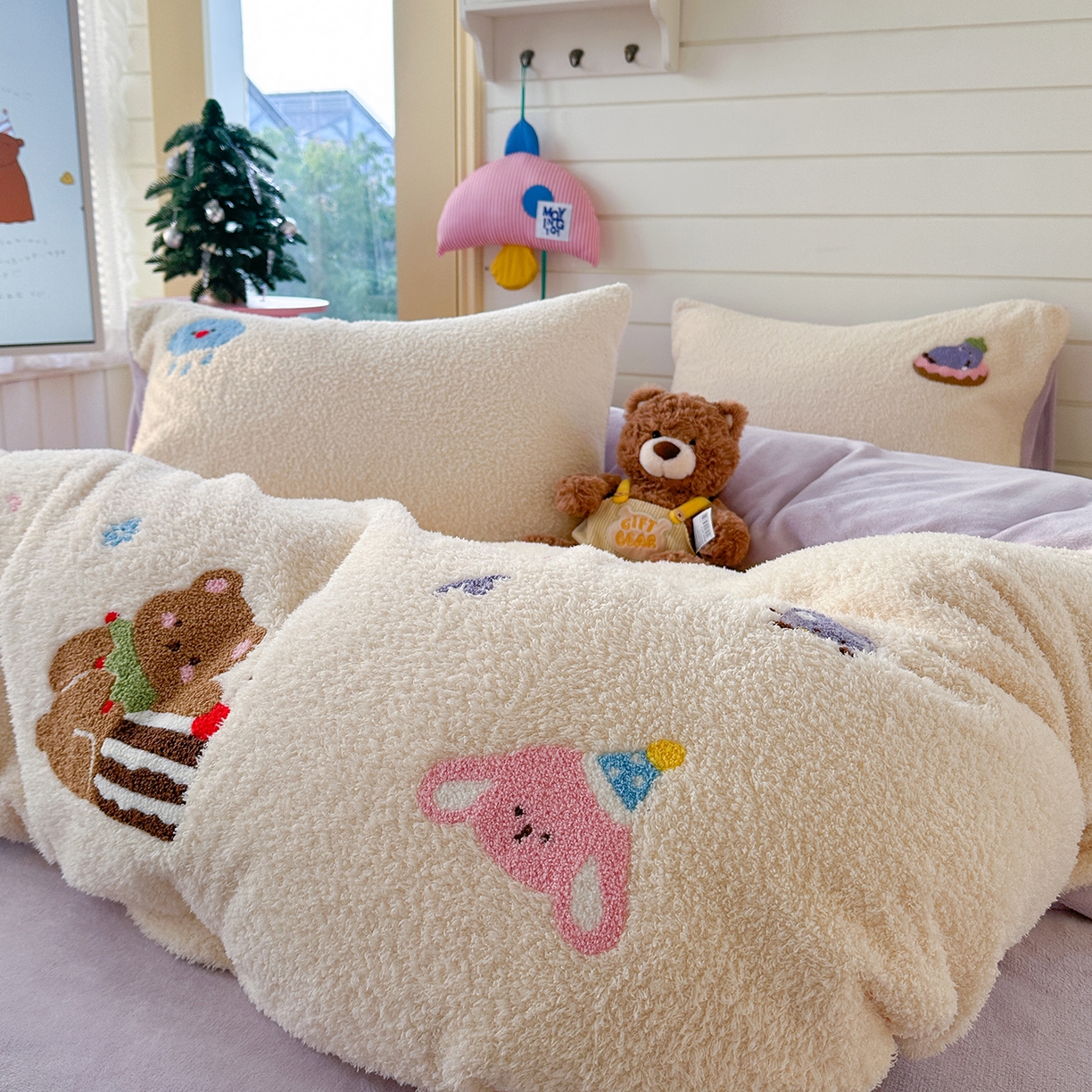 91家纺网 家纺一手货源 找家纺 柚子YOUTH 2025新款双面泰迪绒毛巾绣四件套 小茄子