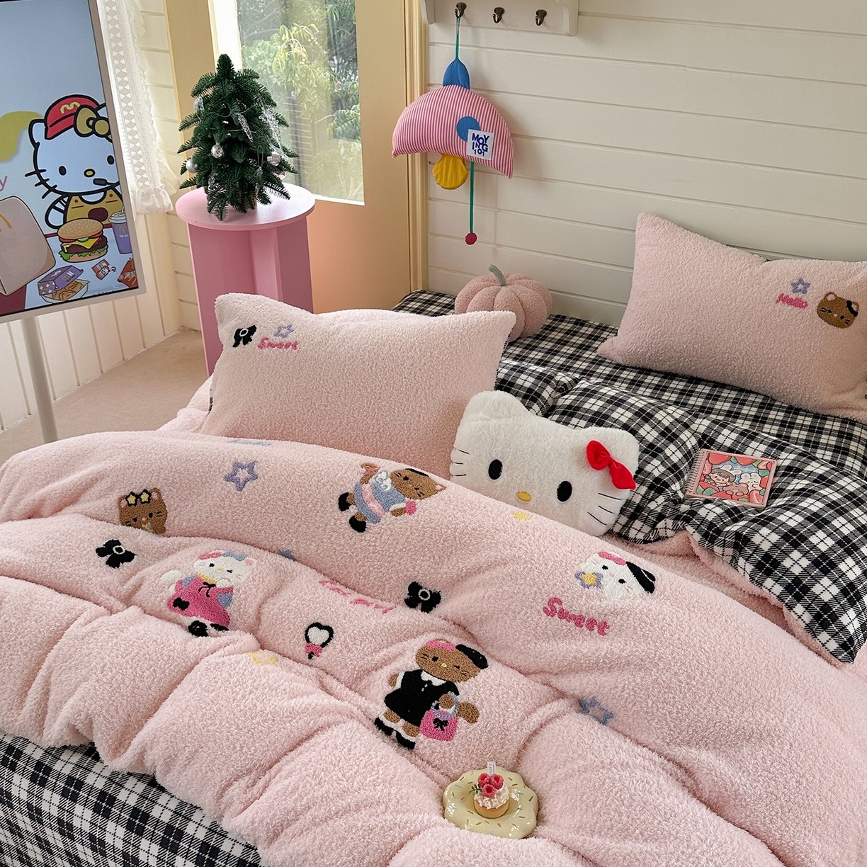 91家纺网 家纺一手货源 找家纺 柚子YOUTH 2025新款双面泰迪绒毛巾绣四件套 甜酷KT