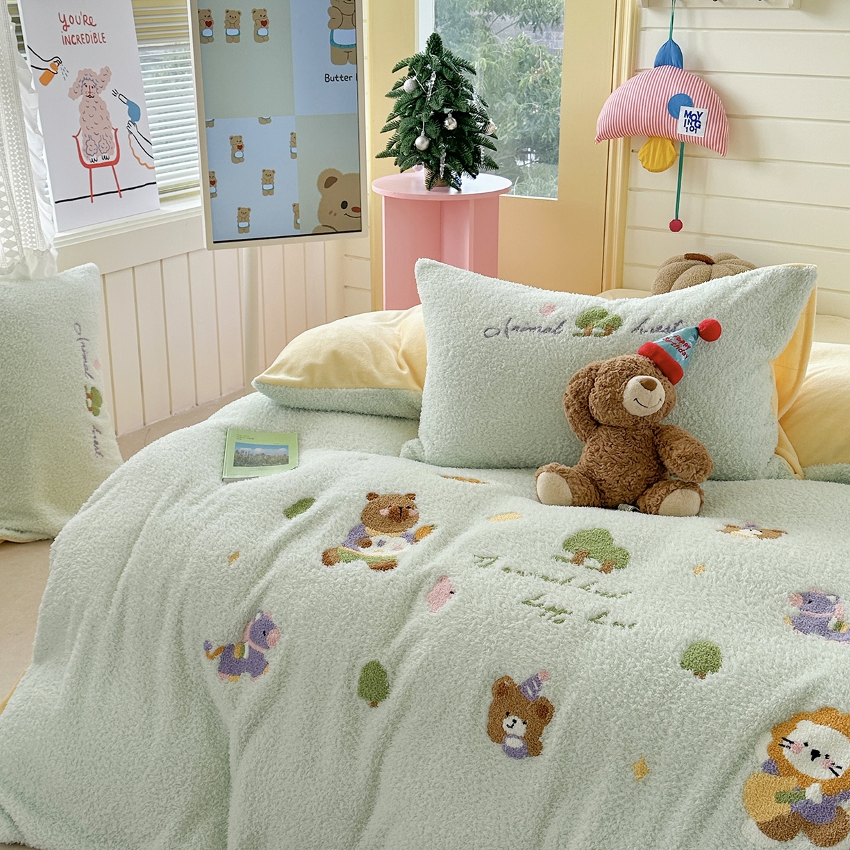 91家纺网 家纺一手货源 找家纺 柚子YOUTH 2025新款双面泰迪绒毛巾绣四件套 森林聚会