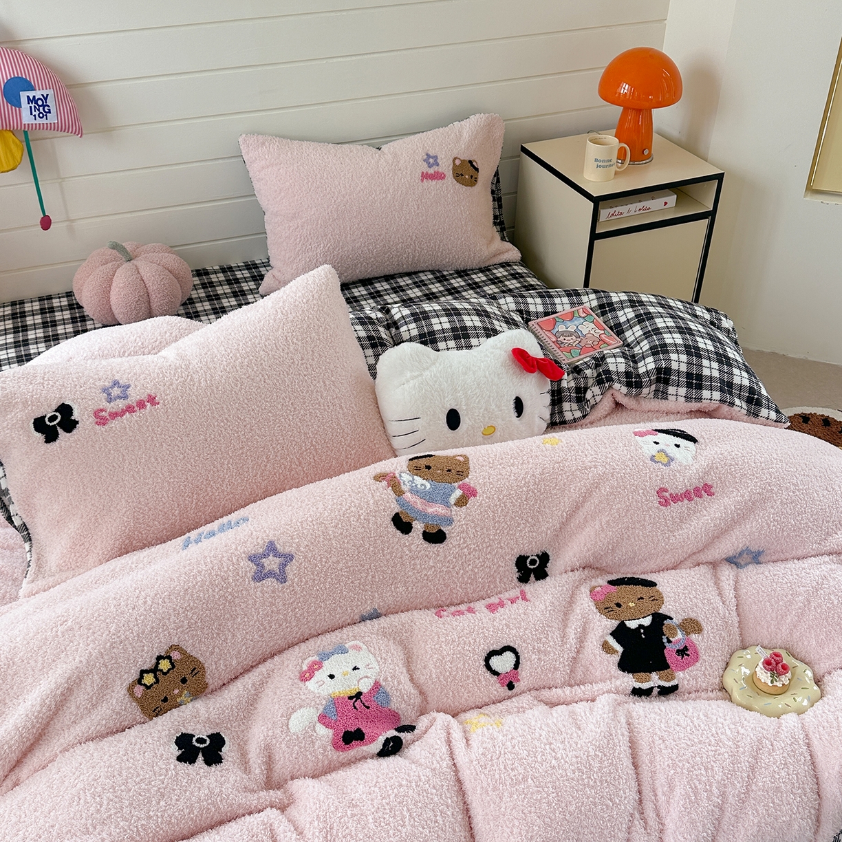 91家纺网 家纺一手货源 找家纺 柚子YOUTH 2025新款双面泰迪绒毛巾绣四件套 甜酷KT