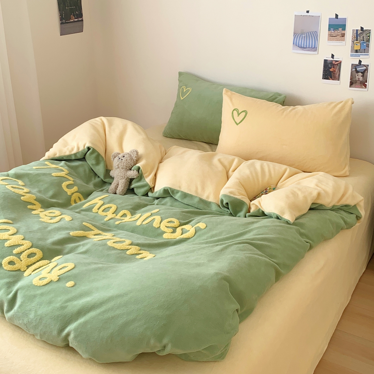 91家纺网 家纺一手货源 找家纺 桃喜 2025新款韩系纯色200g牛奶绒柔软毛巾绣刺绣四件套 牛油果绿