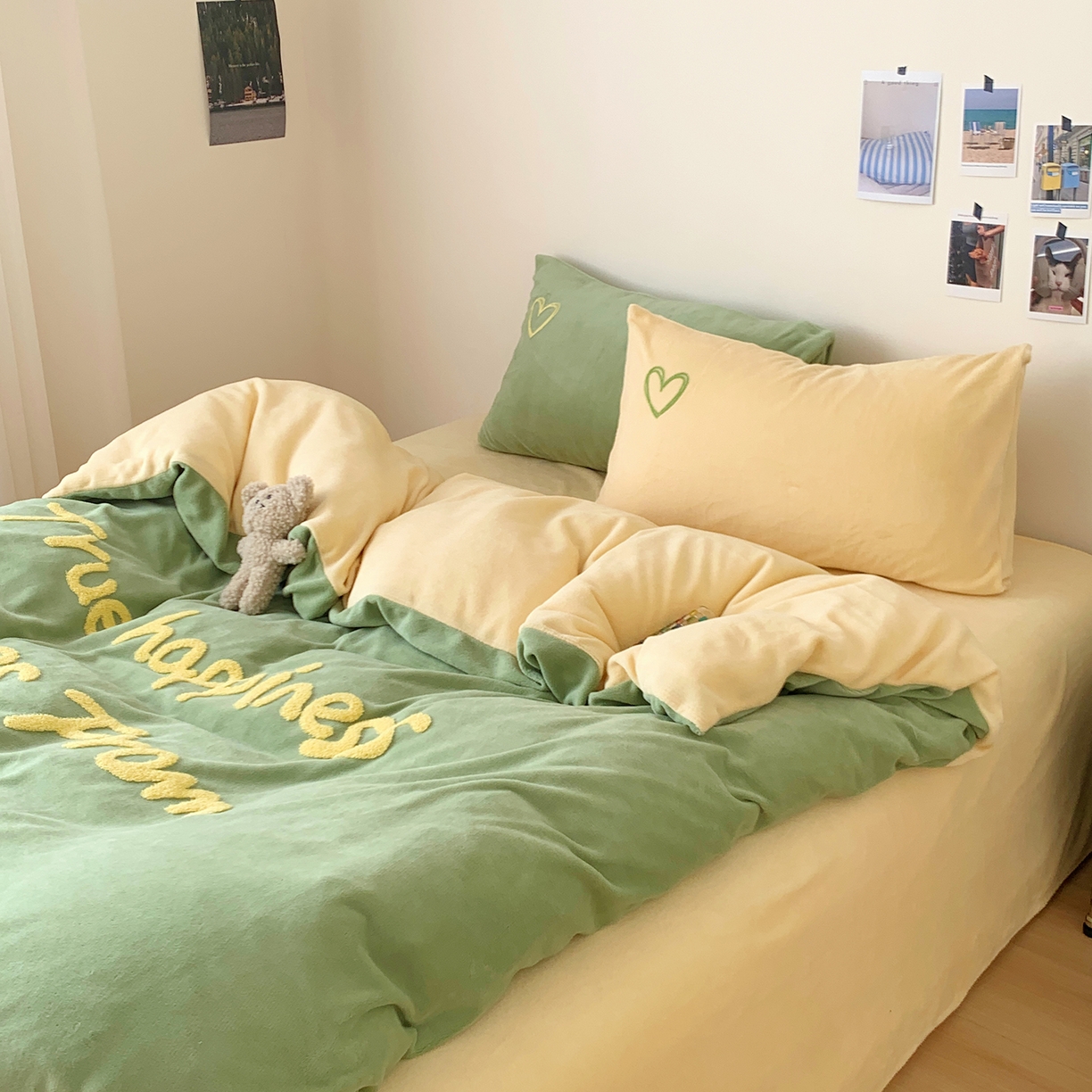 91家纺网 家纺一手货源 找家纺 桃喜 2025新款韩系纯色200g牛奶绒柔软毛巾绣刺绣四件套 牛油果绿