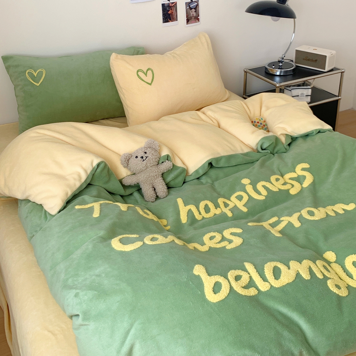 91家纺网 家纺一手货源 找家纺 桃喜 2025新款韩系纯色200g牛奶绒柔软毛巾绣刺绣四件套 牛油果绿