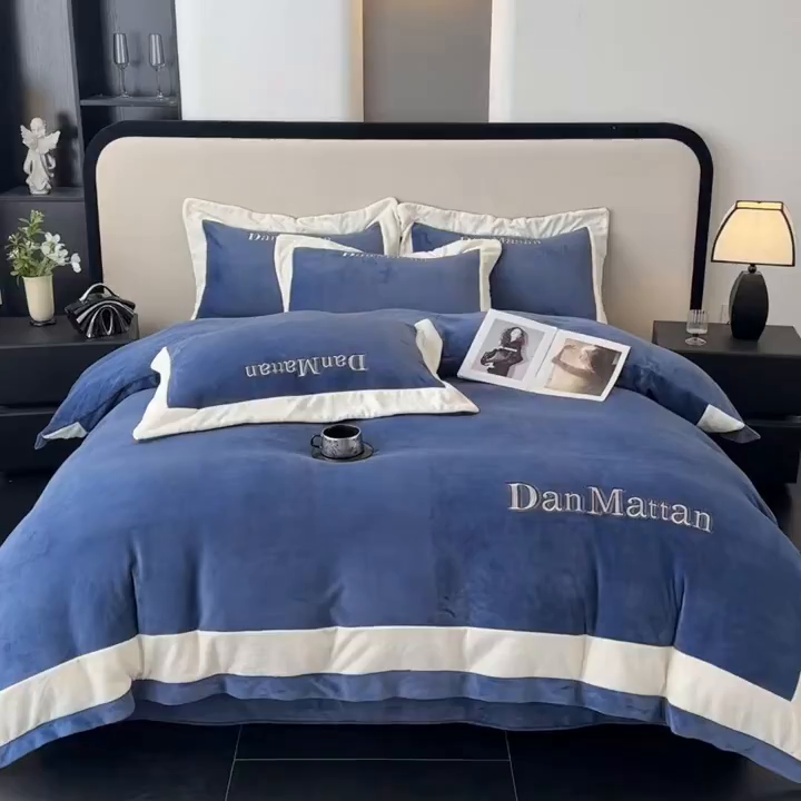 91家纺网 家纺一手货源 找家纺 （总）苏木年华 2025新款230克高克重牛奶绒绣花四件套系列-曼德拉