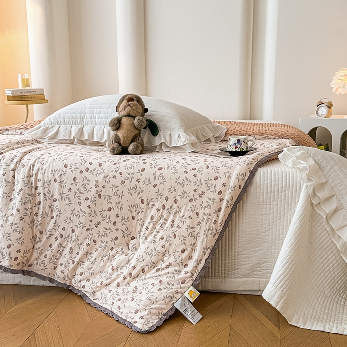 91家纺网 家纺一手货源 找家纺 花满路 2025新款亲肤柔软卡通系列豆豆被子被芯 硕果满园