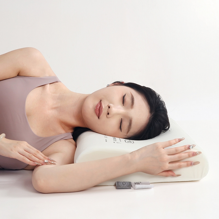 91家纺网 家纺一手货源 找家纺 （总）天之悦家纺 深睡0压力气凝枕头枕芯记忆棉慢回弹枕助眠家用学生宿舍专用枕