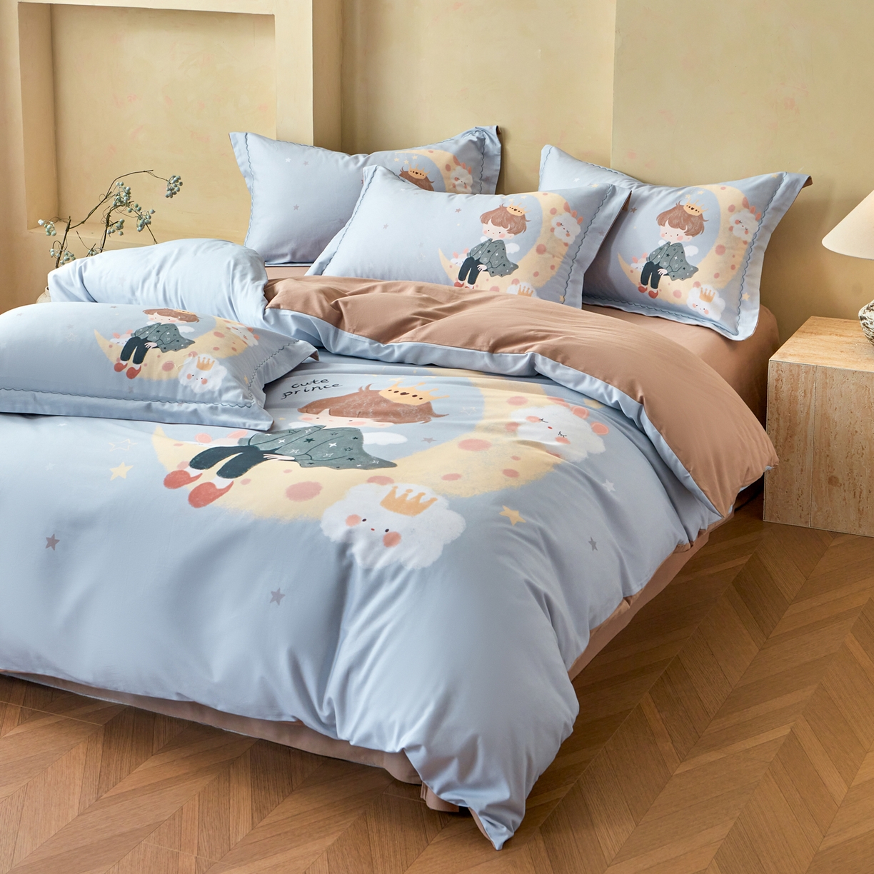 91家纺网 家纺一手货源 找家纺 洺兰家居 2025年新款秋冬加厚全棉磨毛四件套纯棉生态磨毛印花套件 小王子-灰