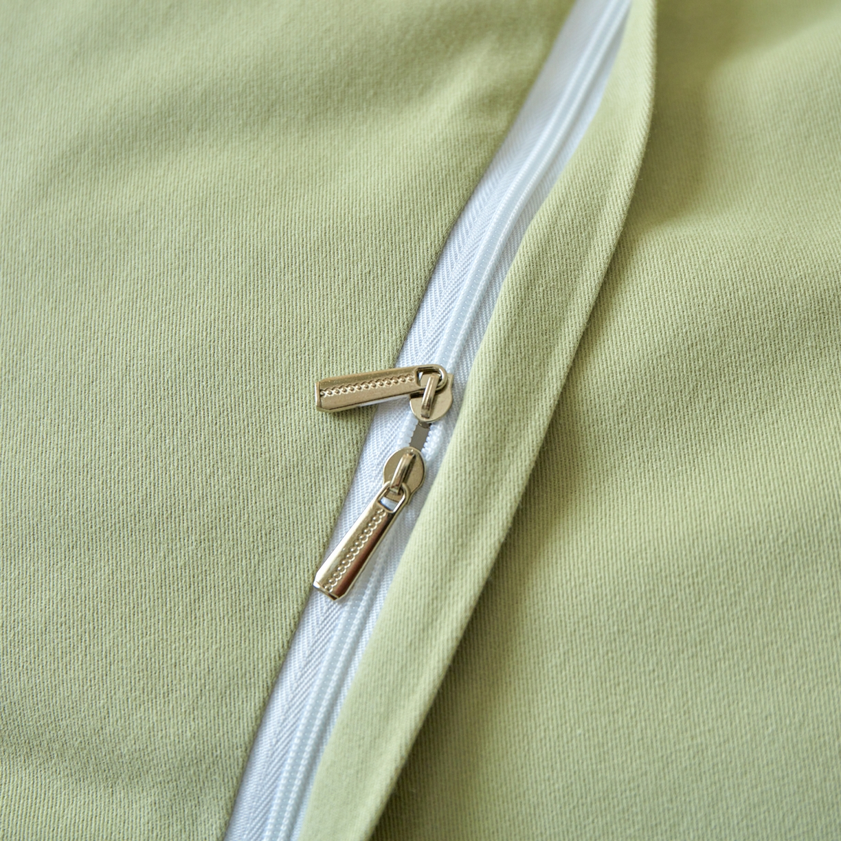 91家纺网 家纺一手货源 找家纺 洺兰家居 2025年新款秋冬加厚全棉磨毛四件套纯棉生态磨毛印花套件 星空小熊-绿