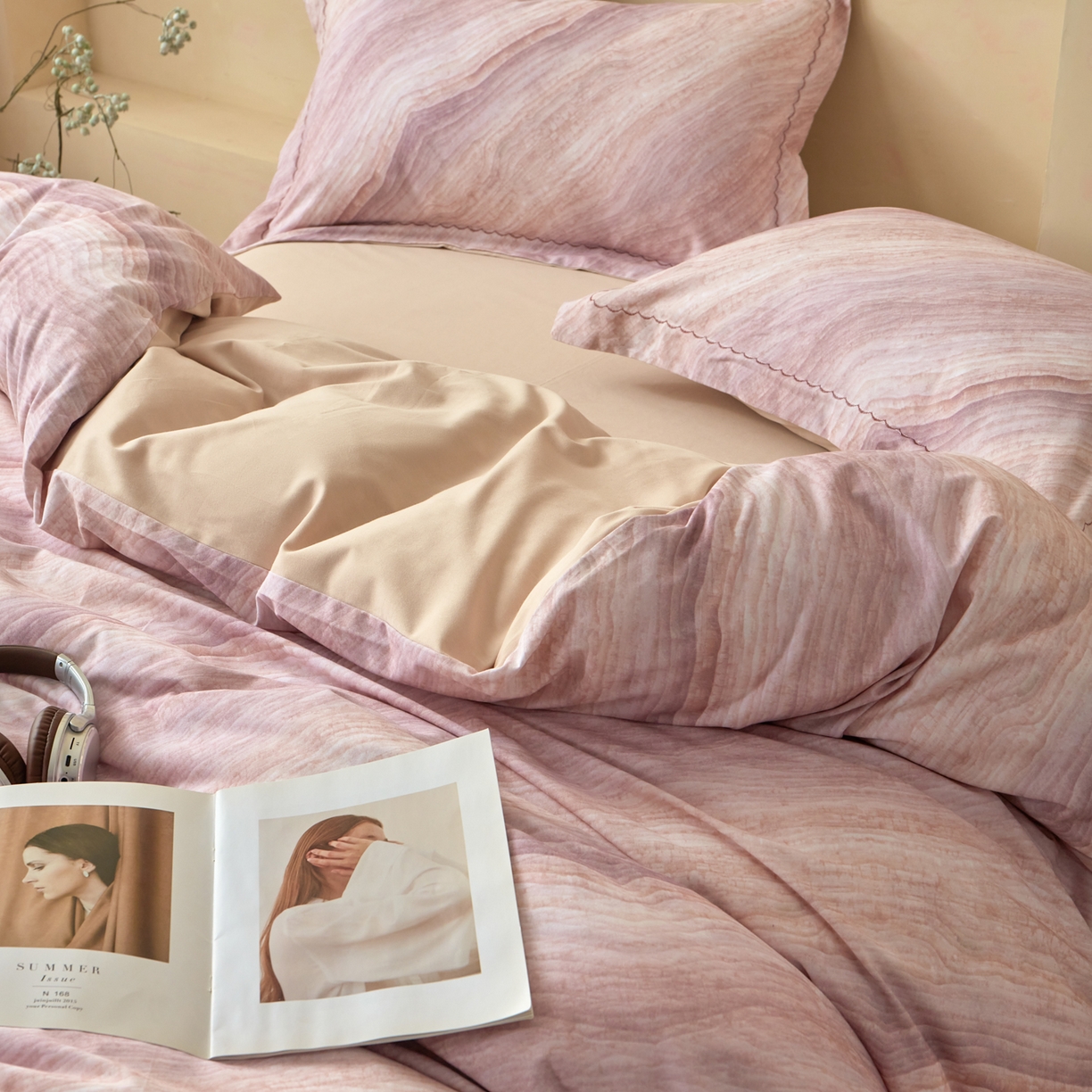 91家纺网 家纺一手货源 找家纺 洺兰家居 2025年新款秋冬加厚全棉磨毛四件套纯棉生态磨毛印花套件 烟云-豆沙