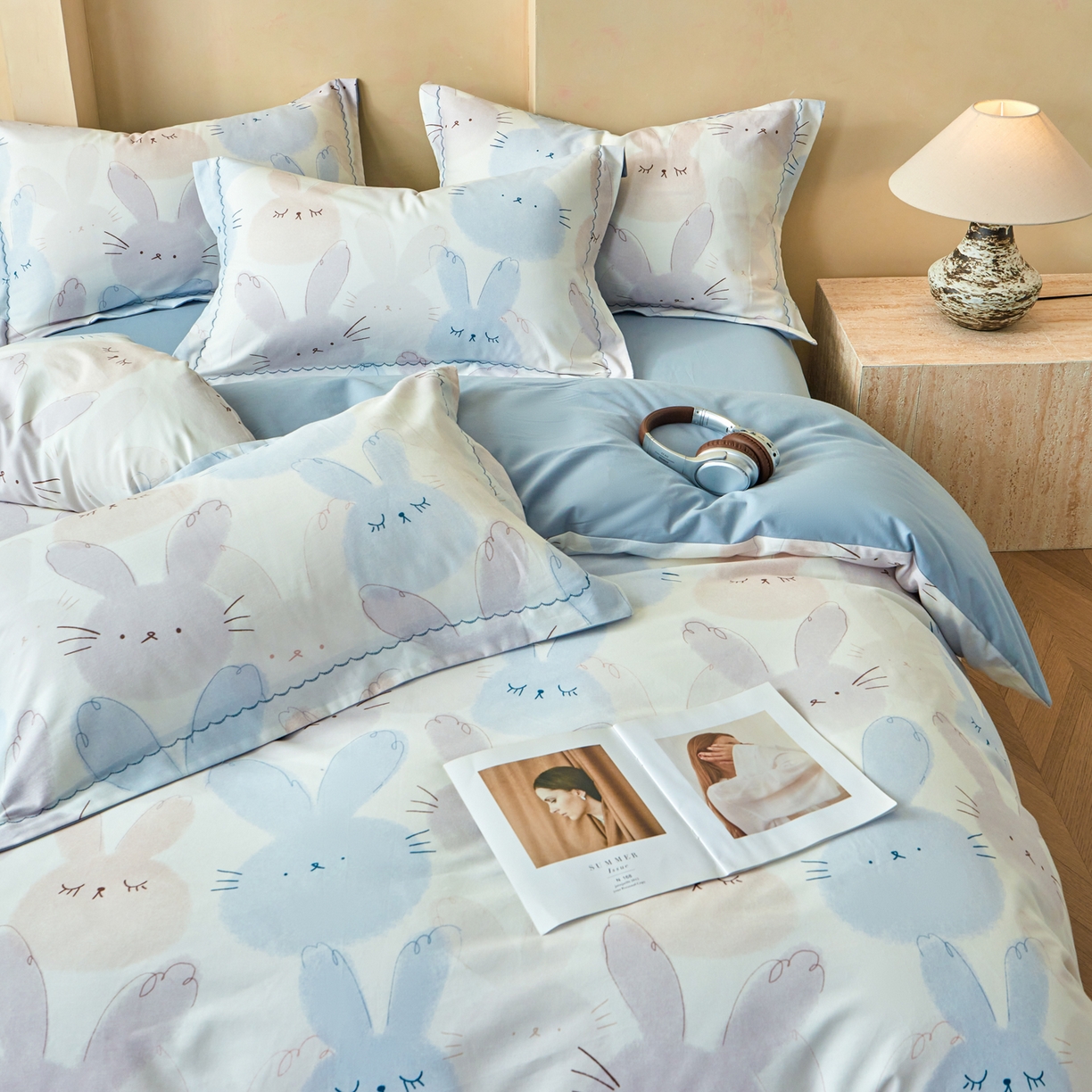 91家纺网 家纺一手货源 找家纺 洺兰家居 2025年新款秋冬加厚全棉磨毛四件套纯棉生态磨毛印花套件 萌萌兔-粉