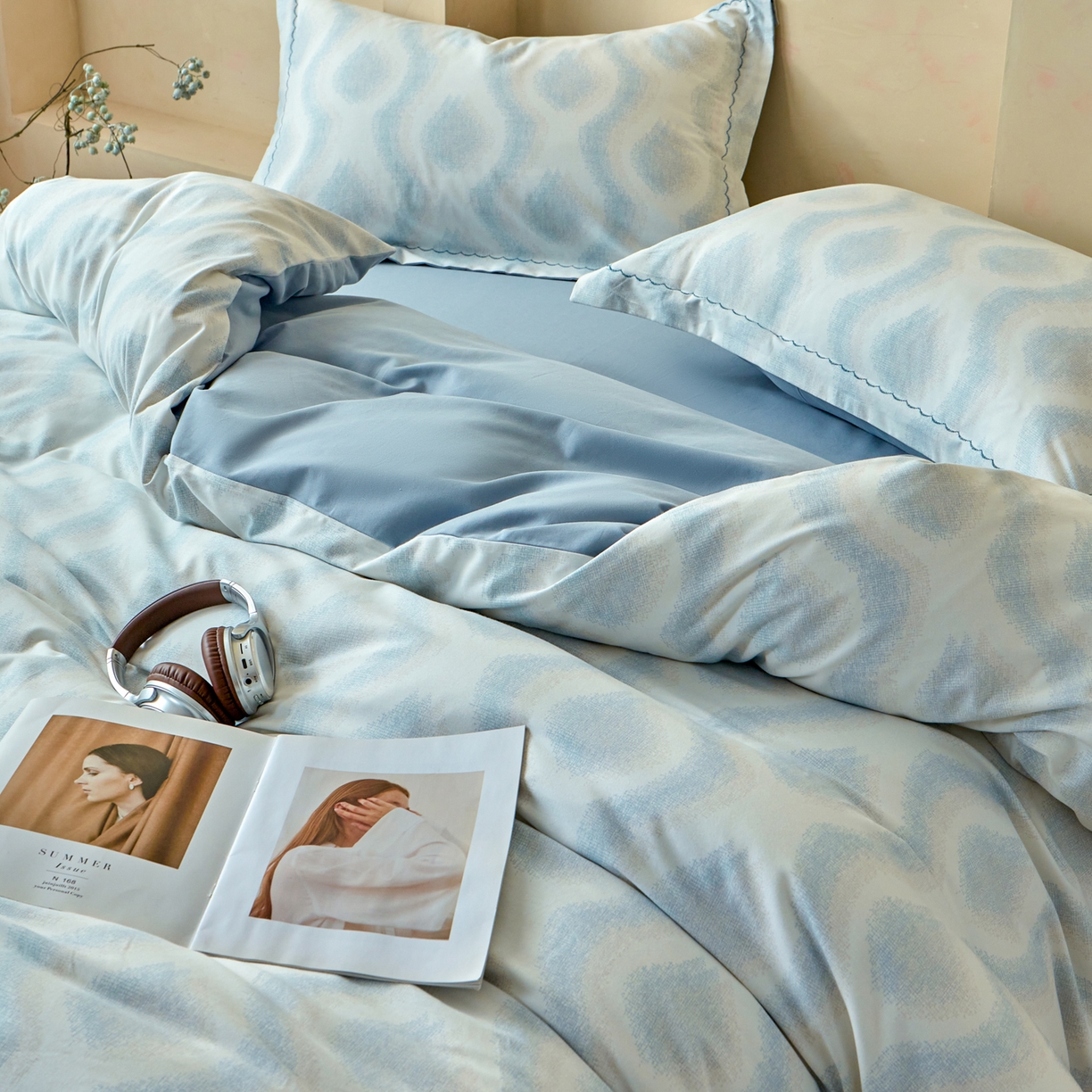 91家纺网 家纺一手货源 找家纺 洺兰家居 2025年新款秋冬加厚全棉磨毛四件套纯棉生态磨毛印花套件 雾里看花-蓝