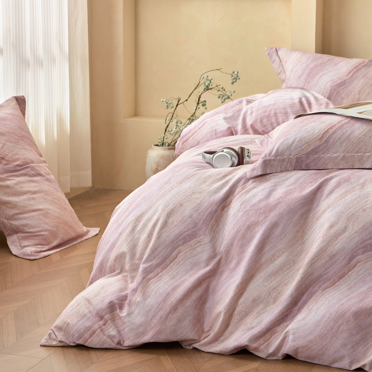 91家纺网 家纺一手货源 找家纺 洺兰家居 2025年新款秋冬加厚全棉磨毛四件套纯棉生态磨毛印花套件 烟云-豆沙