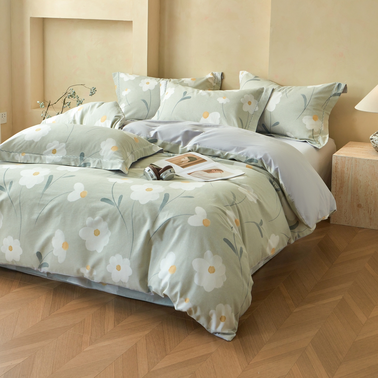 91家纺网 家纺一手货源 找家纺 洺兰家居 2025年新款秋冬加厚全棉磨毛四件套纯棉生态磨毛印花套件 花漾情-绿