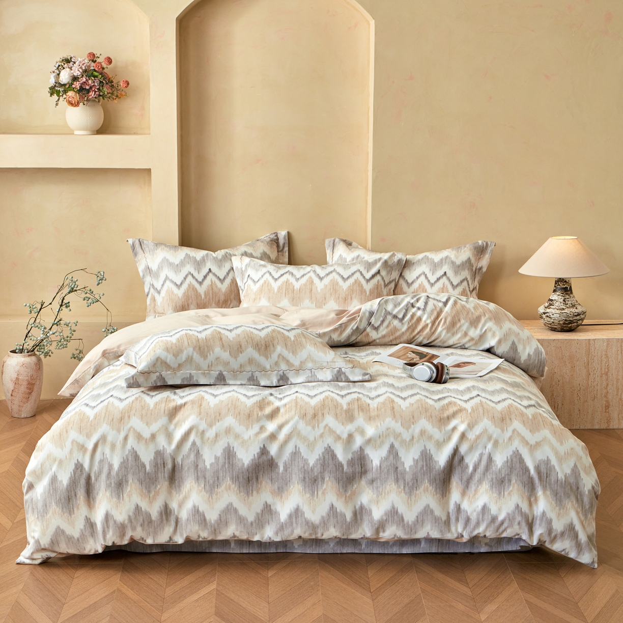 91家纺网 家纺一手货源 找家纺 洺兰家居 2025年新款秋冬加厚全棉磨毛四件套纯棉生态磨毛印花套件 雾岛叙事-卡其