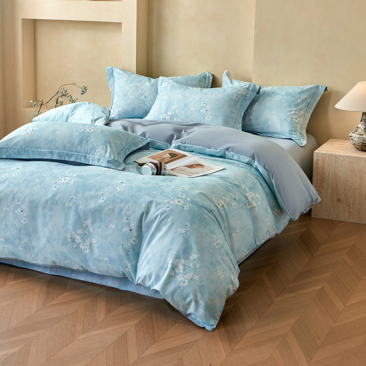 91家纺网 家纺一手货源 找家纺 洺兰家居 2025年新款秋冬加厚全棉磨毛四件套纯棉生态磨毛印花套件 粉黛轻妆-蓝