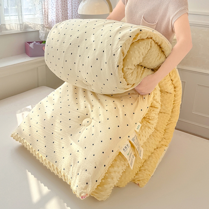 91家纺网 家纺一手货源 找家纺 好梦来家纺（原锦茂家纺） 2025新款水洗高克重双层纱豆豆被子加厚保暖被芯春秋被冬被 波点世界