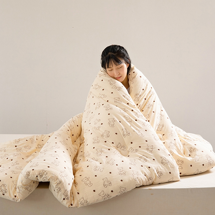 91家纺网 家纺一手货源 找家纺 （总）美丽折家纺 2025新款印花熊棉花被被芯被子冬被