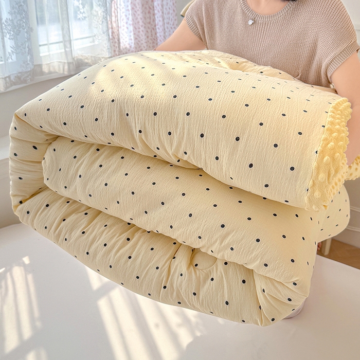 91家纺网 家纺一手货源 找家纺 好梦来家纺（原锦茂家纺） 2025新款水洗高克重双层纱豆豆被子加厚保暖被芯春秋被冬被 波点世界