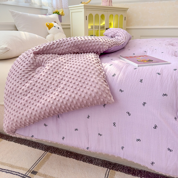 91家纺网 家纺一手货源 找家纺 好梦来家纺（原锦茂家纺） 2025新款水洗高克重双层纱豆豆被子加厚保暖被芯春秋被冬被 蝴蝶结