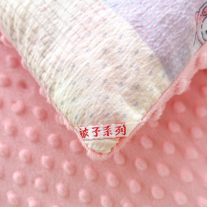 91家纺网 家纺一手货源 找家纺 好梦来家纺（原锦茂家纺） 2025新款水洗高克重双层纱豆豆被子加厚保暖被芯春秋被冬被 奇幻之旅