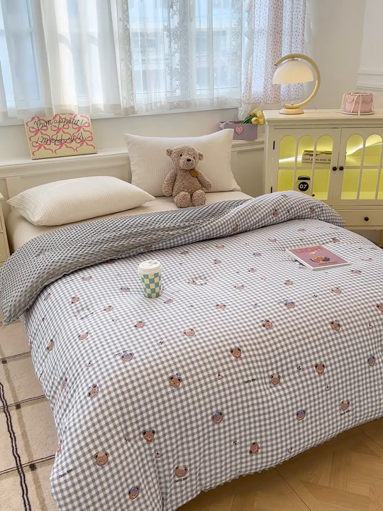 91家纺网 家纺一手货源 找家纺 好梦来家纺（原锦茂家纺） 2025新款水洗高克重双层纱豆豆被子加厚保暖被芯春秋被冬被 格子熊