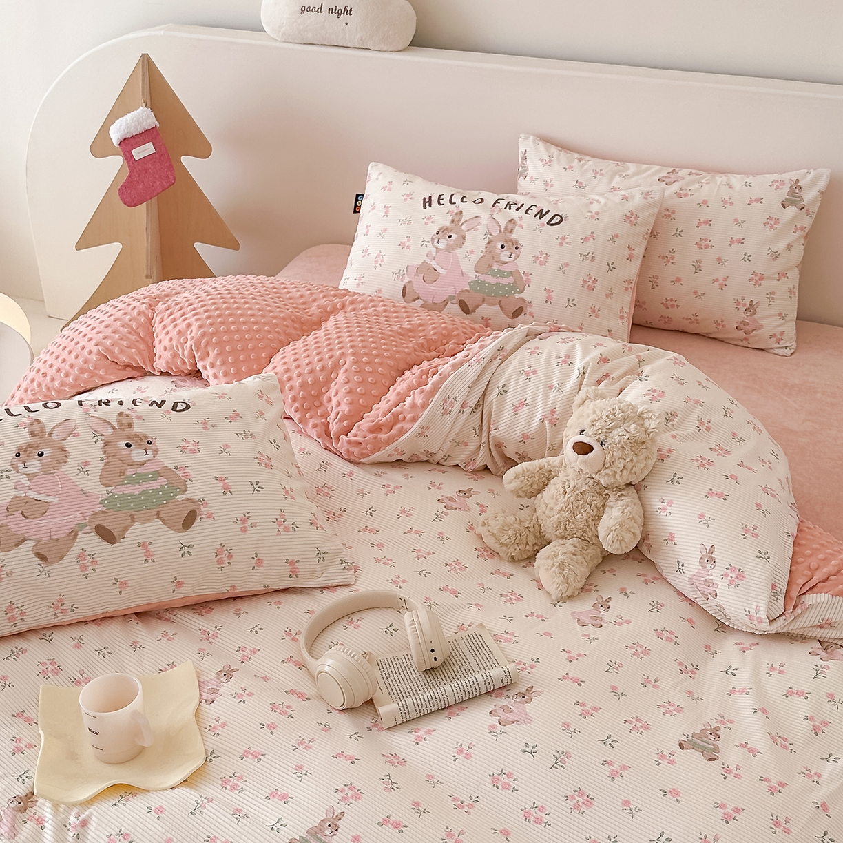 91家纺网 家纺一手货源 找家纺 （总）RYB红黄兰 2025新款设计师原创灯芯绒+豆豆绒婴儿绒数码印花四件套