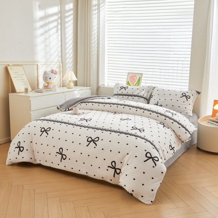 91家纺网 家纺一手货源 找家纺 森璐家纺 2025新款亲肤可拆卸牛奶绒棉花被子被芯 夜曲蝴蝶