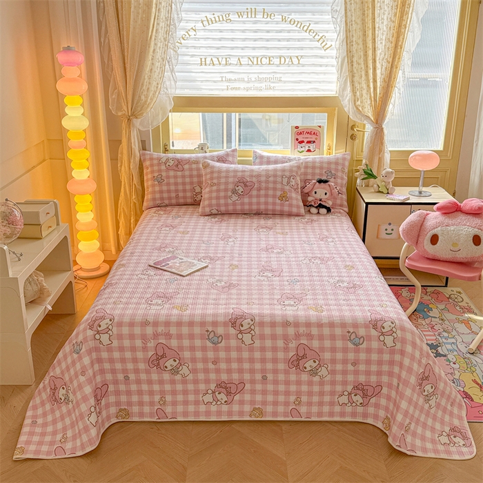 91家纺网 家纺一手货源 找家纺 妮可 2025新品正版授权IP三丽欧全棉夹棉多功能床垫-床盖 粉格美乐蒂