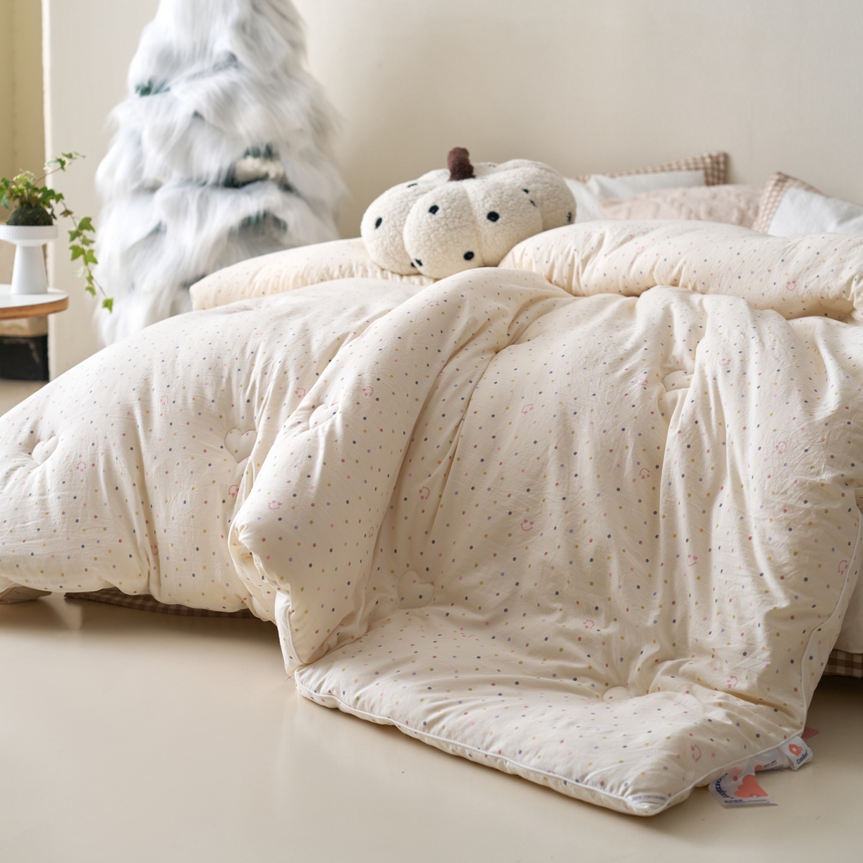 91家纺网 家纺一手货源 找家纺 久典家居 2025新款云糯棉印花大豆被被子被芯 笑脸