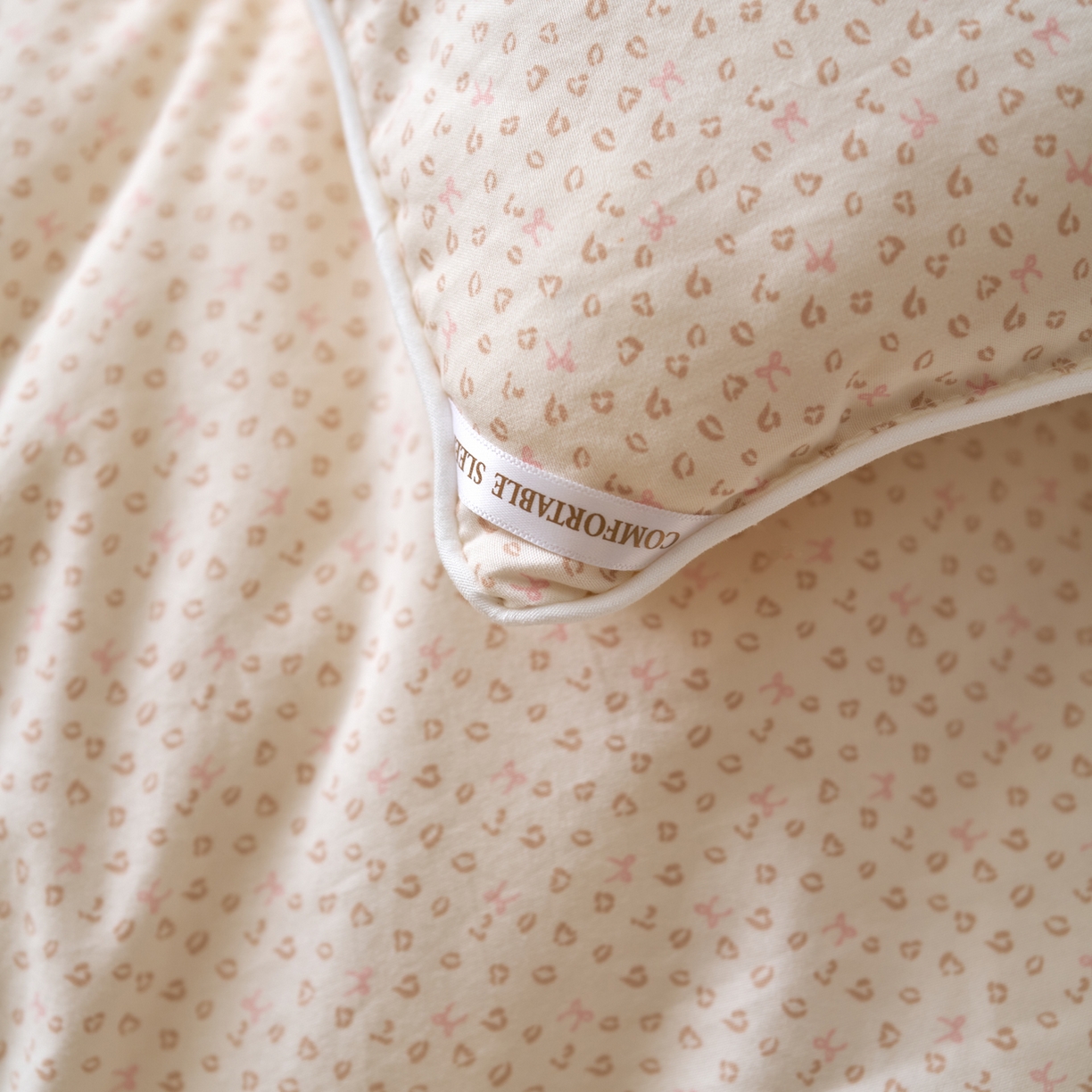 91家纺网 家纺一手货源 找家纺 久典家居 2025新款云糯棉印花大豆被被子被芯 淘气狗