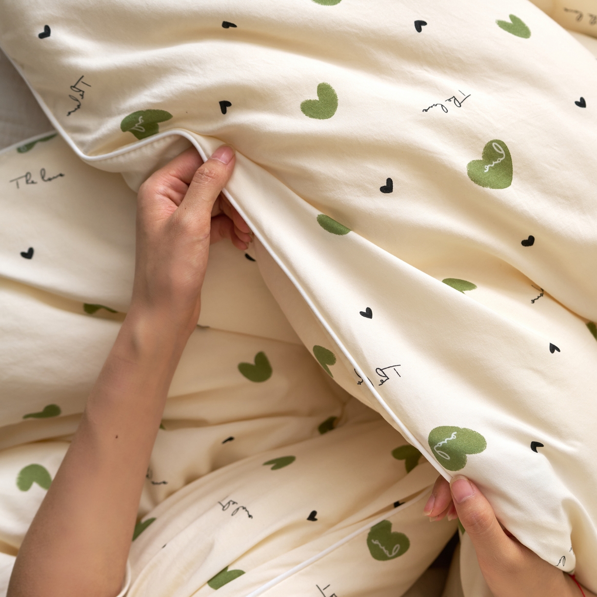 91家纺网 家纺一手货源 找家纺 久典家居 2025新款云糯棉印花大豆被被子被芯 爱心